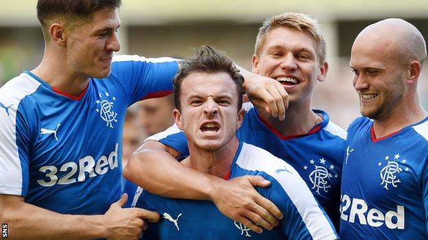 Andy Halliday (bottom)