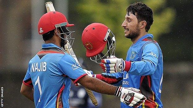 Najibullah Zadran and Rahmat Shah celebrate the latter's century