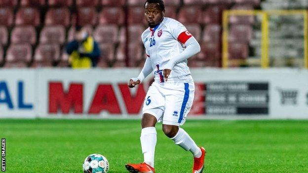 Hervin Ongenda in action for Botosani