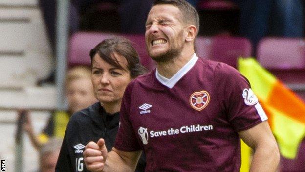 Washington was forced off near the end of Hearts' 3-2 loss to Motherwell