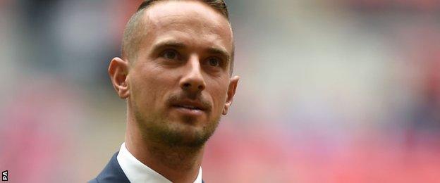 Mark Sampson