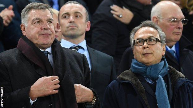 Farhad Moshiri (right) with Sam Allardyce, who was sacked after six months in charge in May 2018