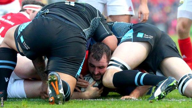 James Cronin scored a try for Munster inside the opening five minutes