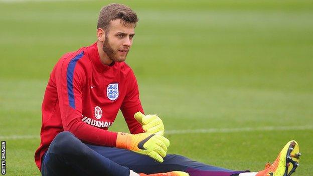 Angus Gunn