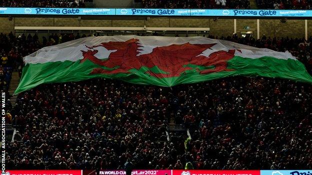 Members of the Red Wall will head into 2022 with high hopes about the prospects for Wales' male and female sides