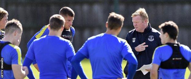 Ronald Koeman takes an Everton training session