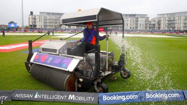 Groundstaff at Bristol