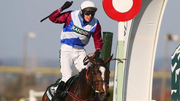 Derek Fox winning the 2017 Grand National on One For Arthur