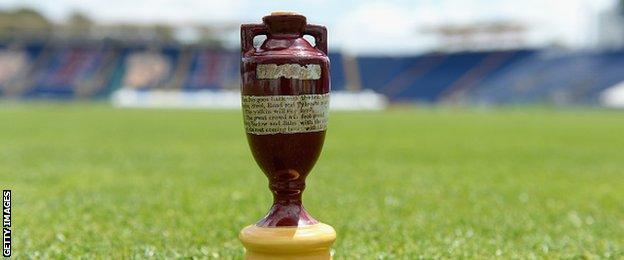 Ashes urn