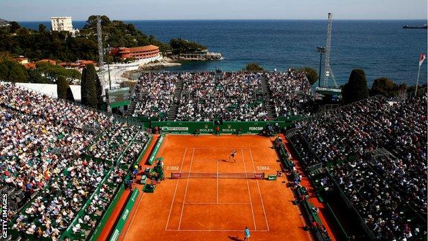 A general view of Court Rainier III as Rafael Nadal of Spain plays Grigor Dimitrov in the 2019 Monte Carlo Open