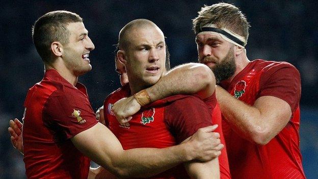 England's Johnny May, Mike Brown and Geoff Parling