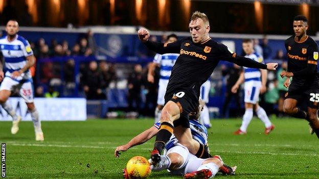 Jarrod Bowen scores for Hull