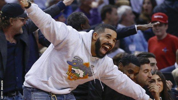 Drake celebrates, Toronto Raptors vs Philadelphia 76ers.