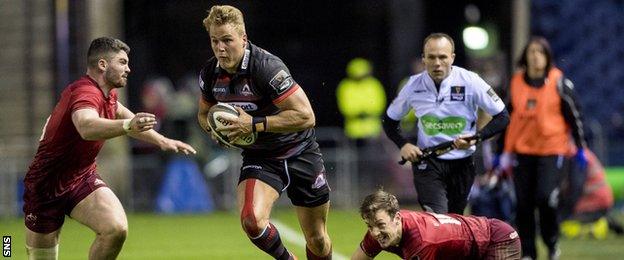 Duhan van der Merwe in action for Edinburgh