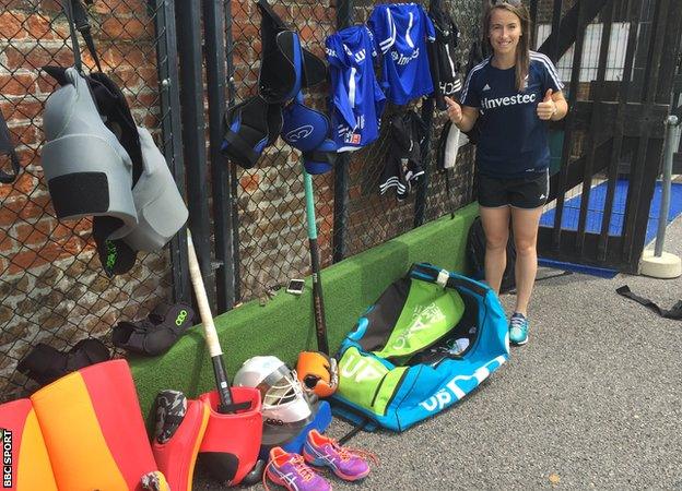 Maddie Hinch and her goalkeeping kit