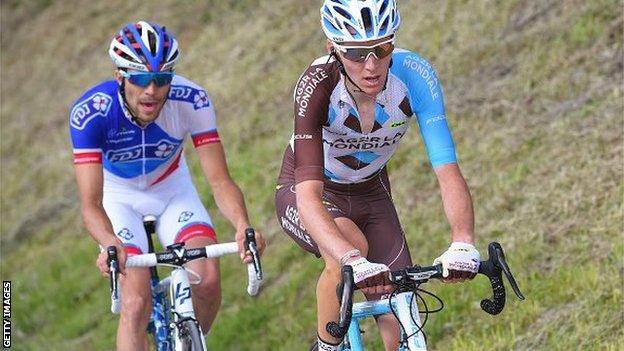 Thibaut Pinot (left) and Romain Bardet