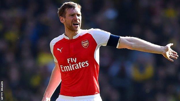 Mertesacker