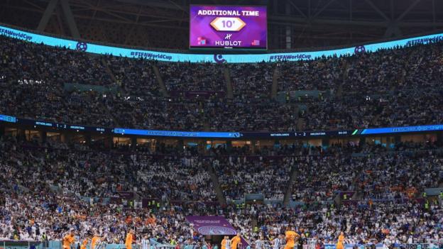 Timekeeping: How long should a game of football be? - BBC Newsround