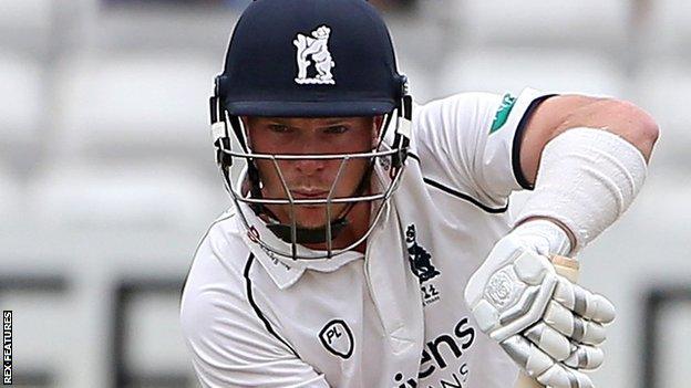 Tim Ambrose batting for Warwickshire