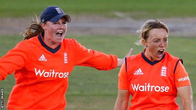 Anya Shrubsole and Danielle Hazell