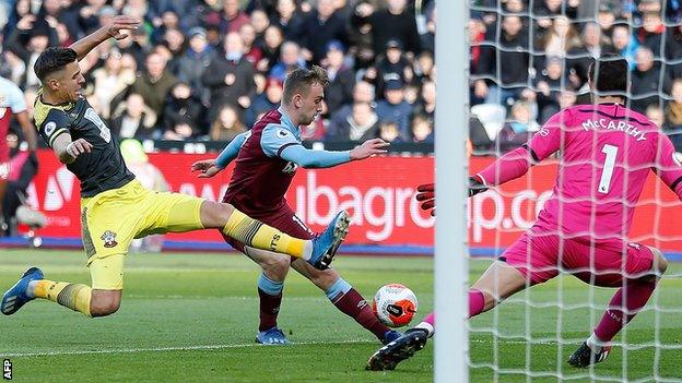 West Ham United's Jarrod Bowen scores against Southampton