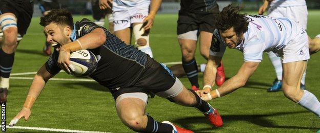 Ali Price touched down Glasgow's third try at Scotstoun