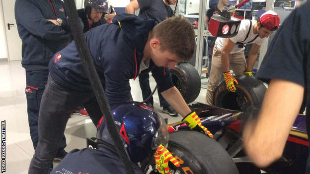 Carlos Sainz Jr and Max Verstappen