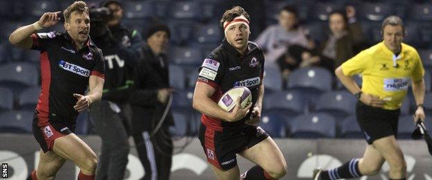 Hamish Watson scores for Edinburgh