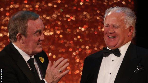 Phil Bennett and Dai Watkins share a joke at the Wales Sport Awards