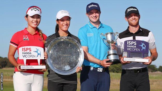 Amateur winners Yae Eun Hong of South Korea (left) and Blake Windred of Australia pose with professional winners Celine Boutier of France and David Law of Scotland