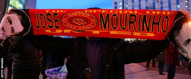 Jose Mourinho scarf