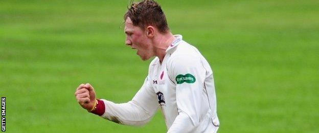 Somerset spinner Dom Bess