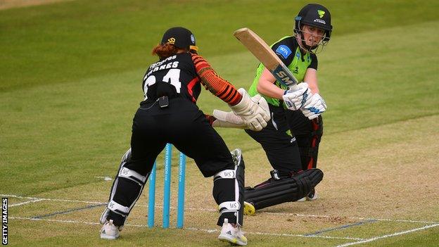 Scarlett Hughes and Heather Knight