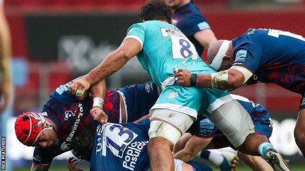 Bristol's Siale Piutau (red scrum cap) and Worcester's Marco Mama (8) were both on the scoresheet at Ashton Gate