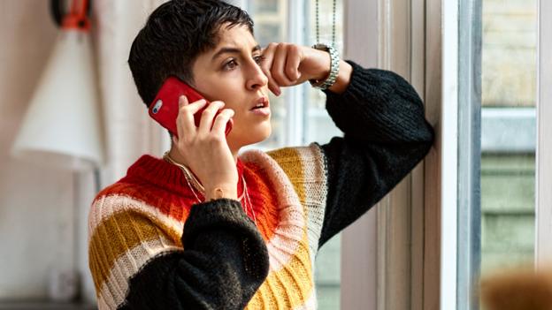 HMRC Drops Decision To Close Self assessment Helpline BBC News hmrc-drops-decision-to-close-self-assessment-helpline-bbc-news