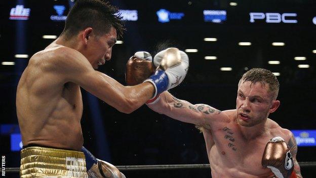 Carl Frampton outpointed WBA featherweight champion Leo Santa Cruz