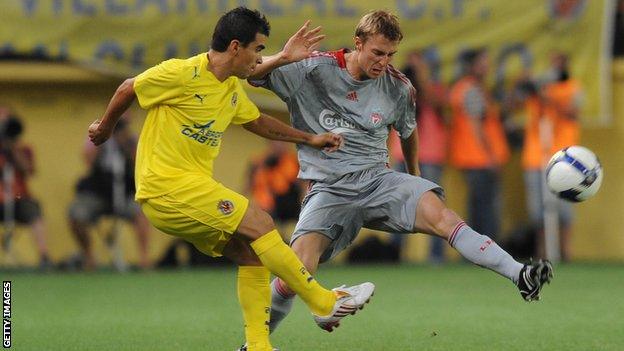 Stephen Darby in action for Liverpool