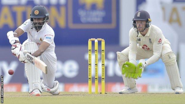 Sri Lanka's Lahiru Thirimanne sweeps against England