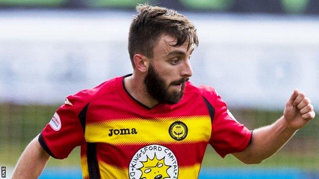 Partick Thistle midfielder Steven Lawless