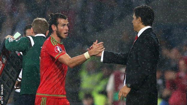 Wales boss Chris Coleman congratulates Gareth Bale during the Euro 2016 qualifying win over Belgium