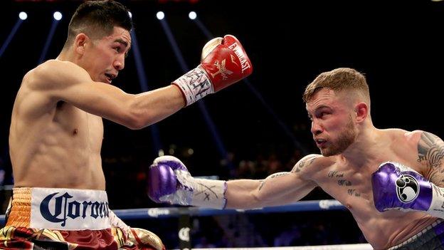 Santa Cruz edged out Frampton after a thrilling 12 rounds