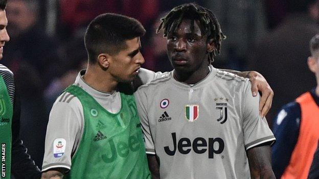 Juventus' Moise Kean (right)