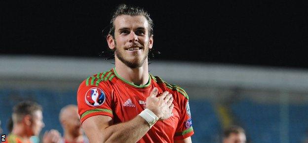 Gareth Bale celebrates