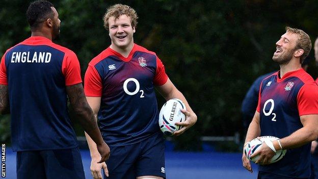 England captain Chris Robshaw (far right) with Courtney Lawes and Joe Launchbury