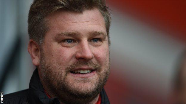 Karl Robinson