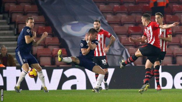 Romeu fired the opening goal through a crowd of players