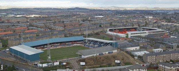 Dundee and Dundee United were set to merge in 1999, according to Roger Mitchell