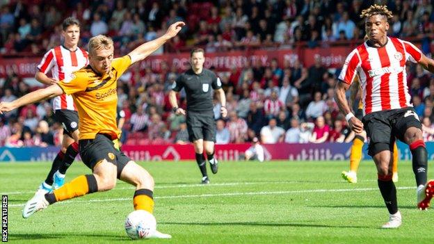 Jarrod Bowen scores for Hull City against Brentford