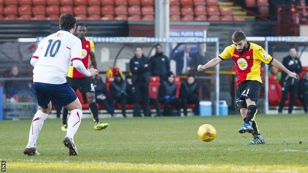 Steven Lawless scores