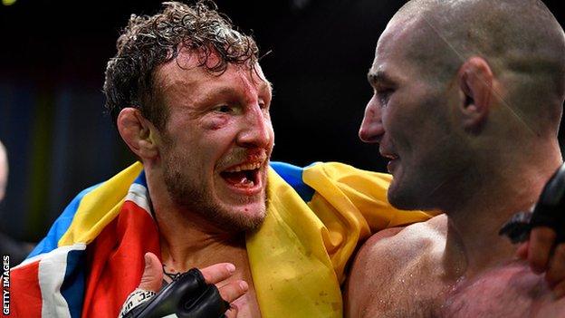 Sean Strickland, right, beat Jack Hermansson, left, at UFC Fight Night in Las Vegas